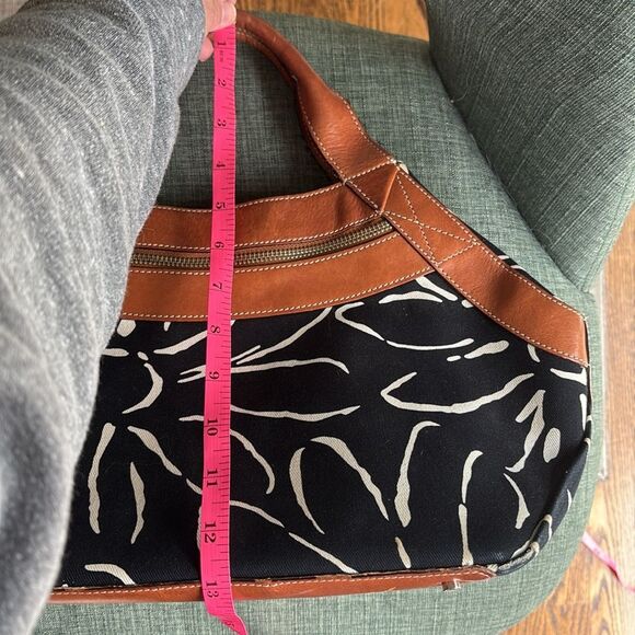 Kate Spade large Navy blue and Brown leather Tote with Floral Accents polka dots - Picture 15 of 15